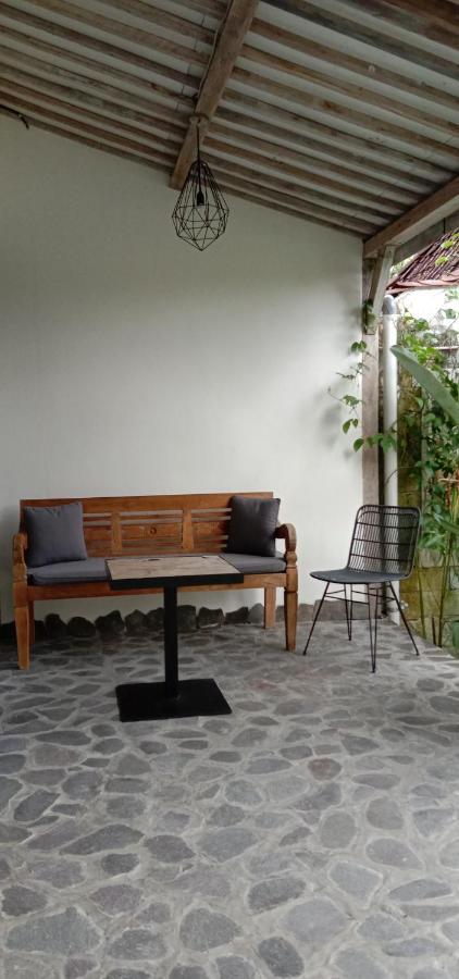 Sunmoonstarvillas Yogyakarta Jarakan Экстерьер фото