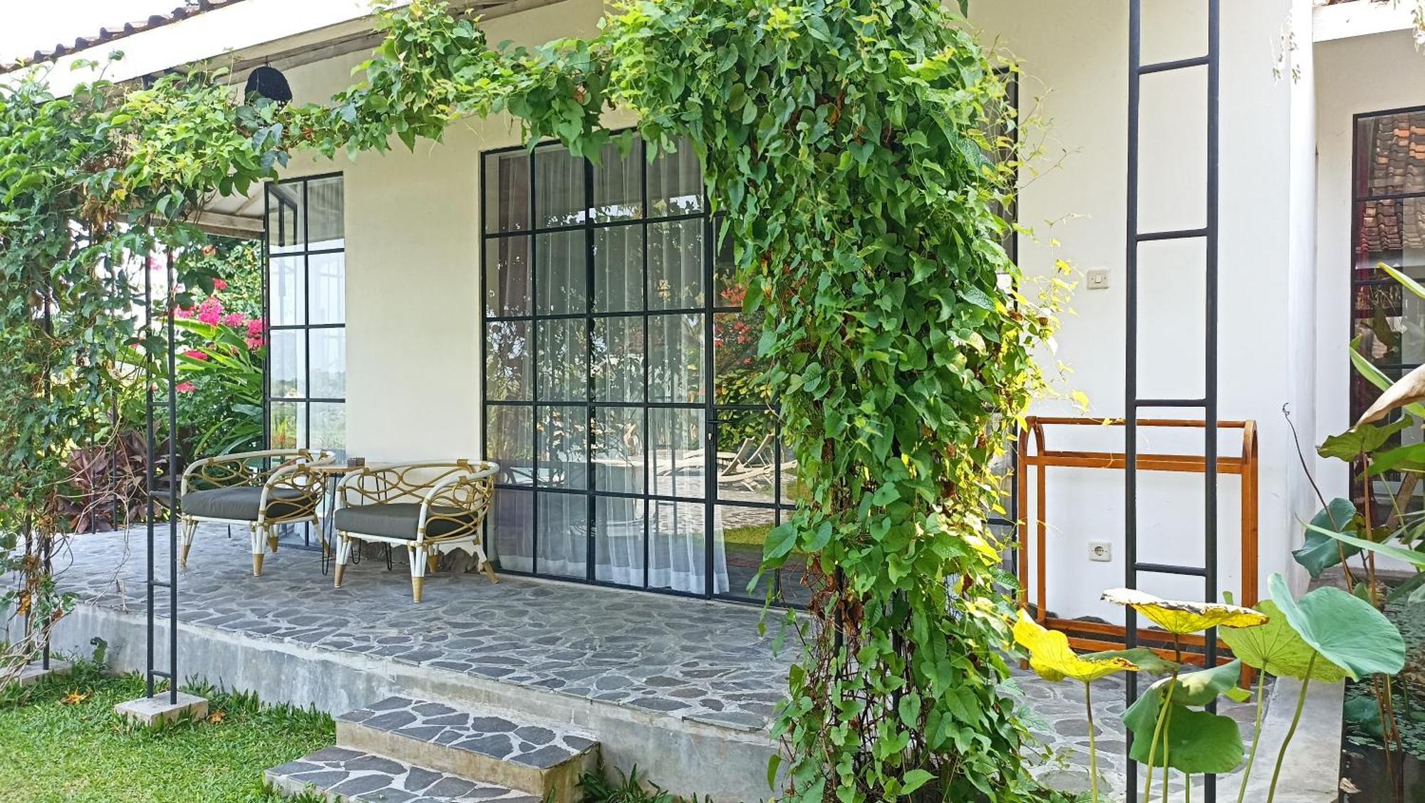 Sunmoonstarvillas Yogyakarta Jarakan Экстерьер фото